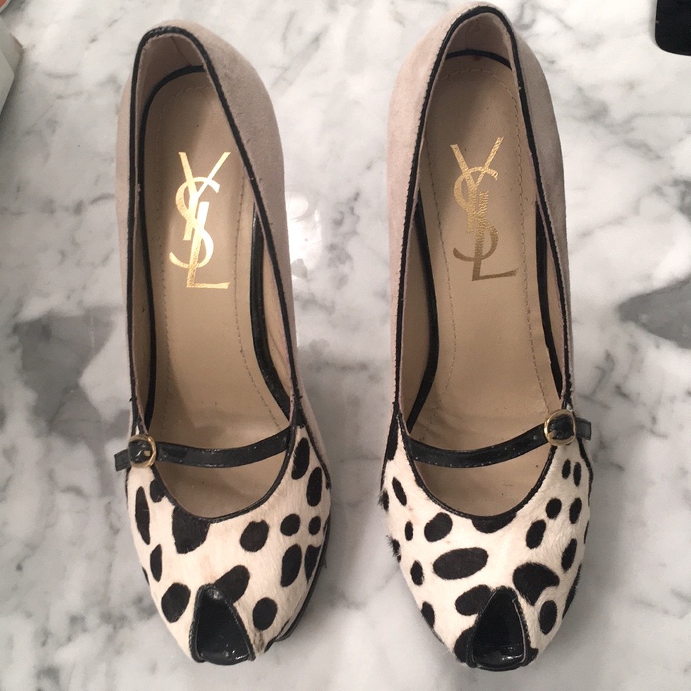 Leopard heels